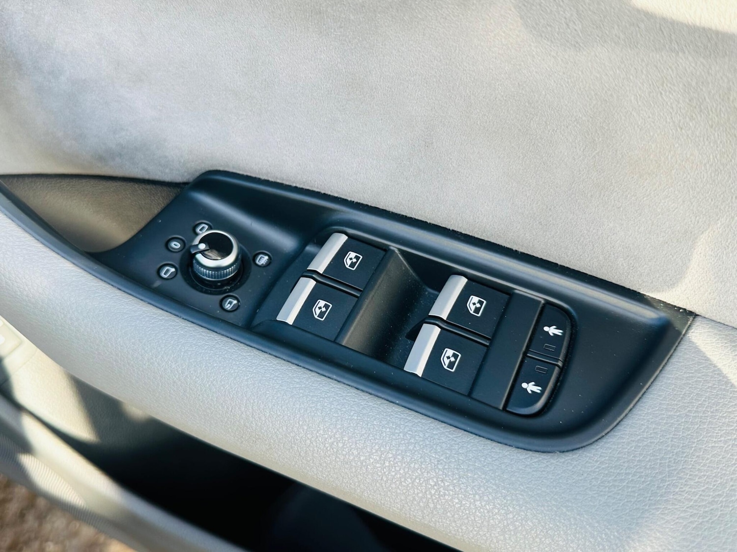 Used Audi Q7 2015 for sale - 77611800: Photo 21