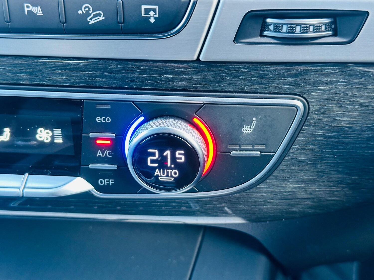 Used Audi Q7 2015 for sale - 77611800: Photo 67