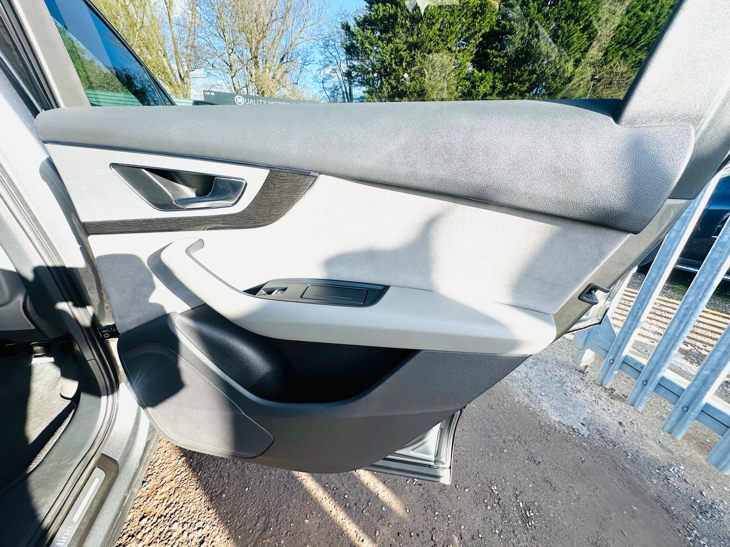 Used Audi Q7 2015 for sale - 77611800: Photo 80