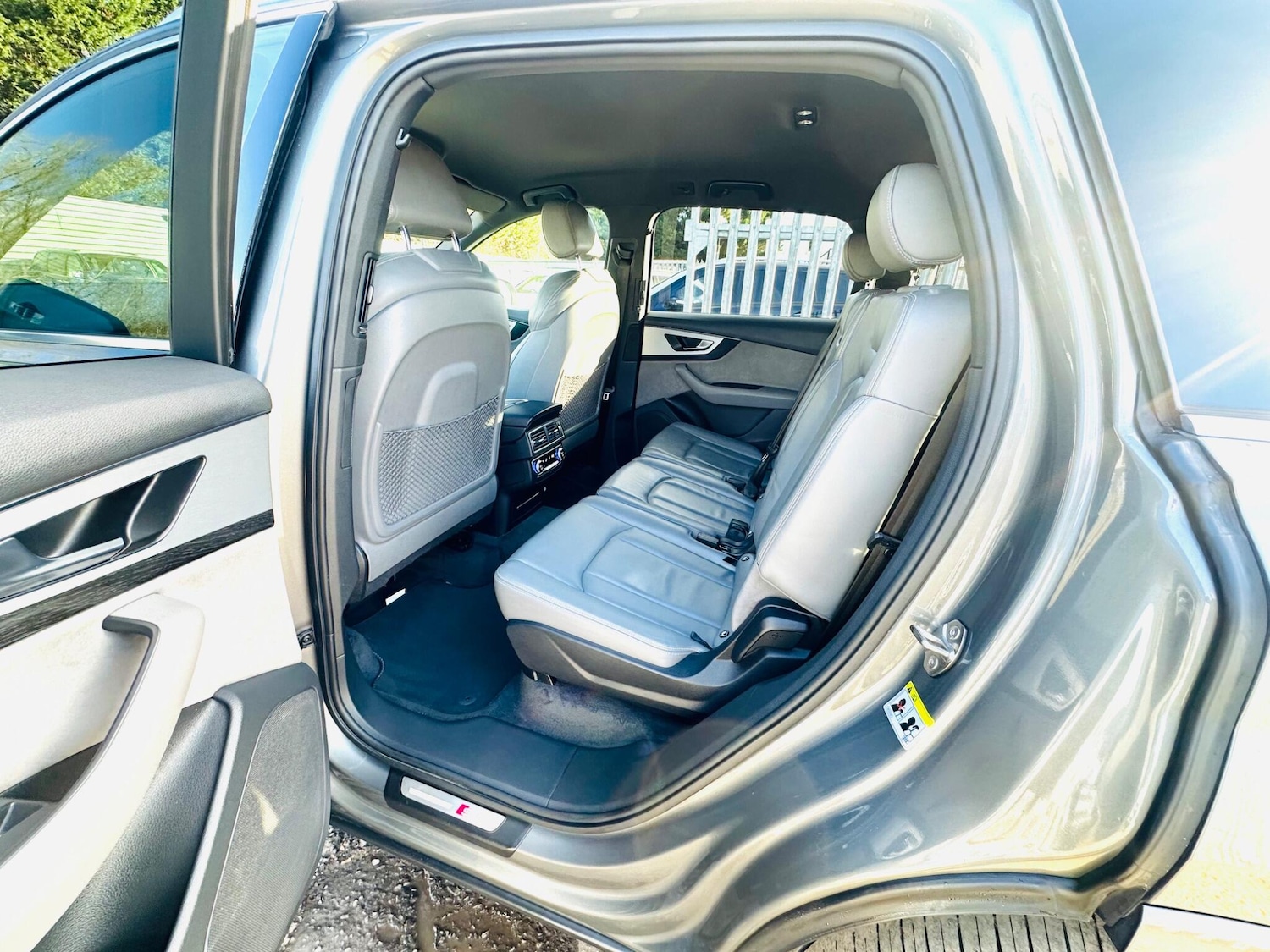 Used Audi Q7 2015 for sale - 77611800: Photo 83