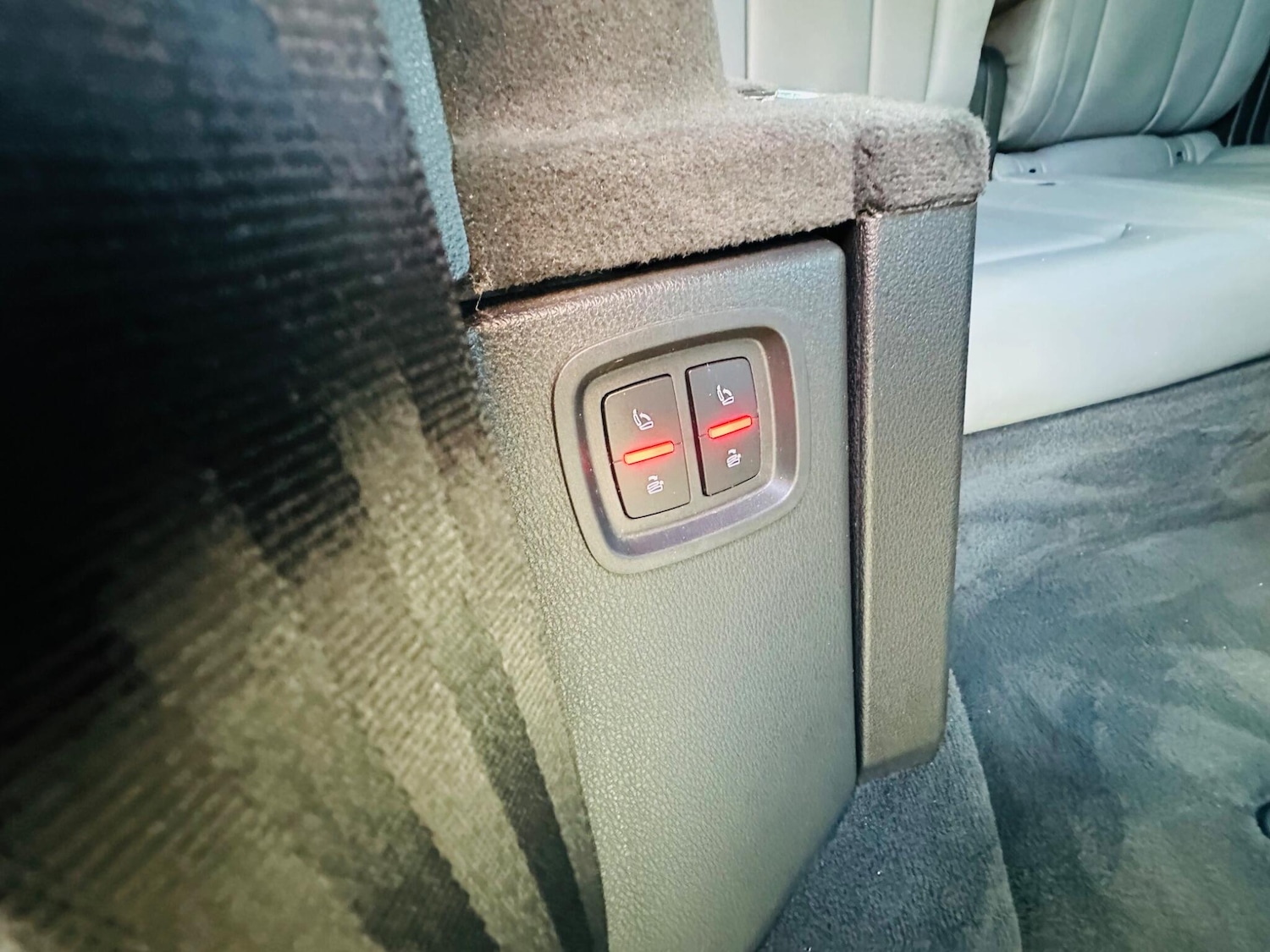 Used Audi Q7 2015 for sale - 77611800: Photo 85