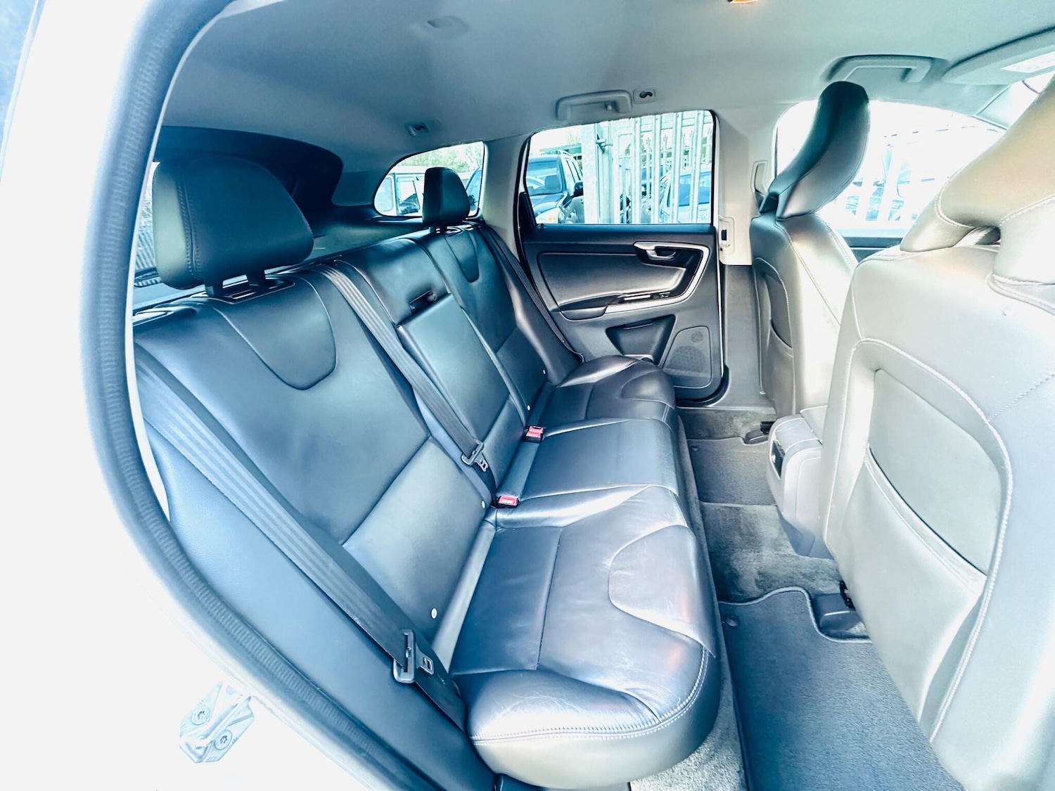 Used Volvo XC60 2017 for sale - 76995325: Photo 47