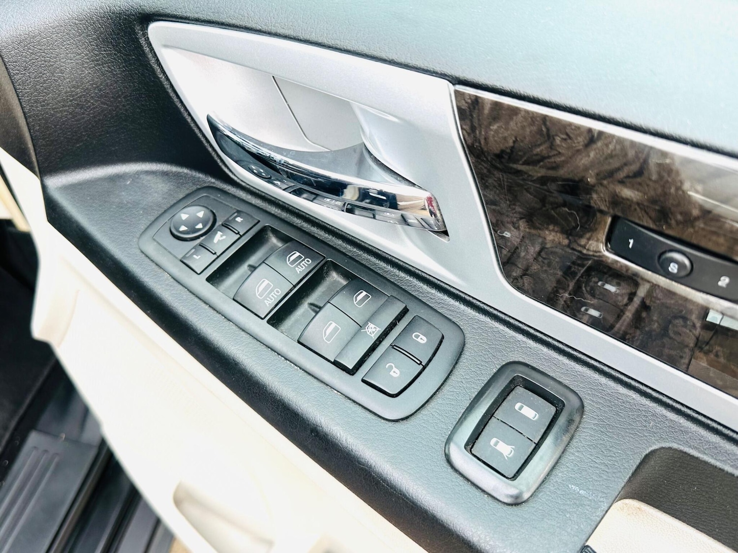 Used Chrysler Grand Voyager 2013 for sale - 77155540: Photo 19