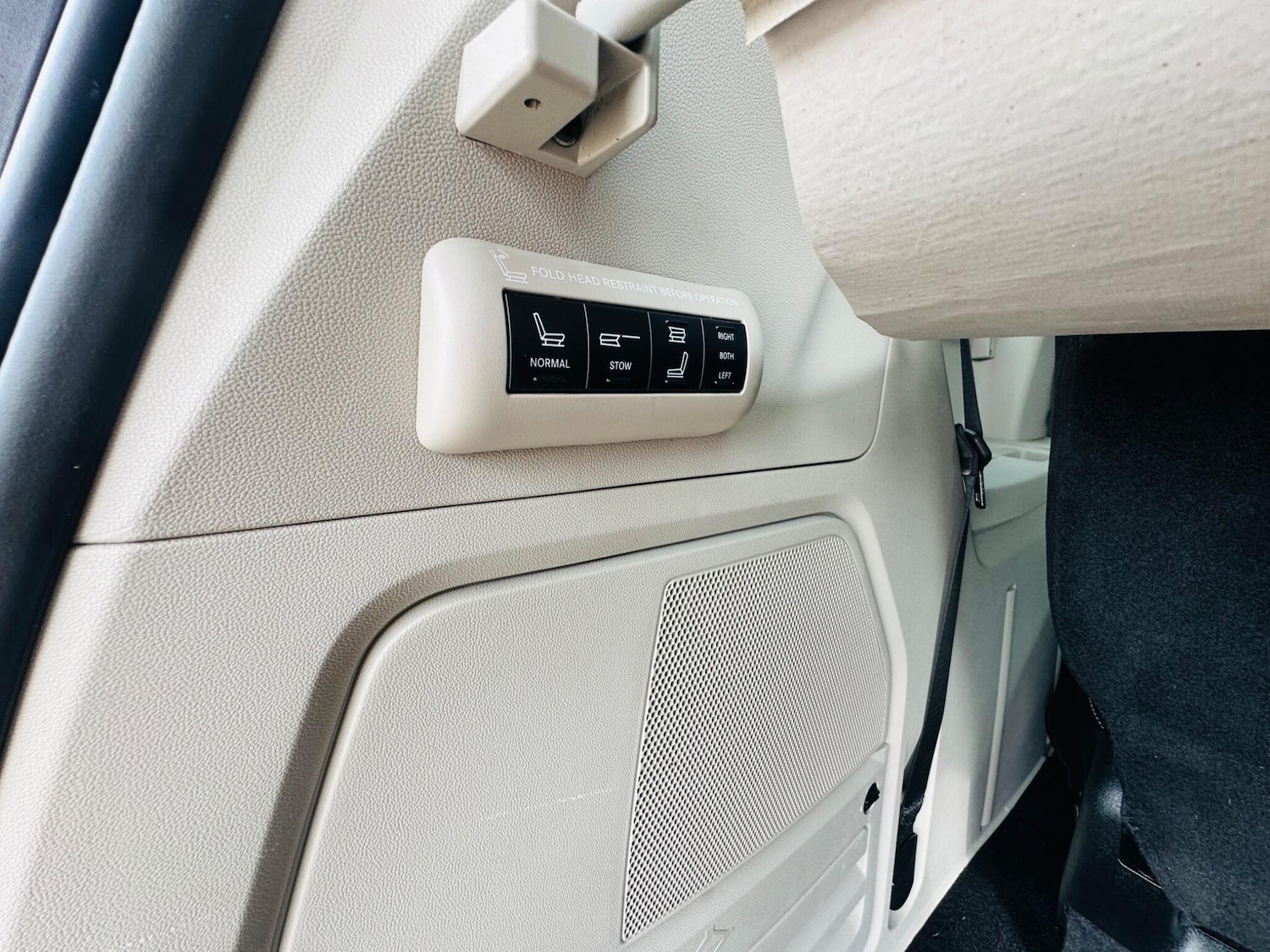 Used Chrysler Grand Voyager 2013 for sale - 77155540: Photo 63