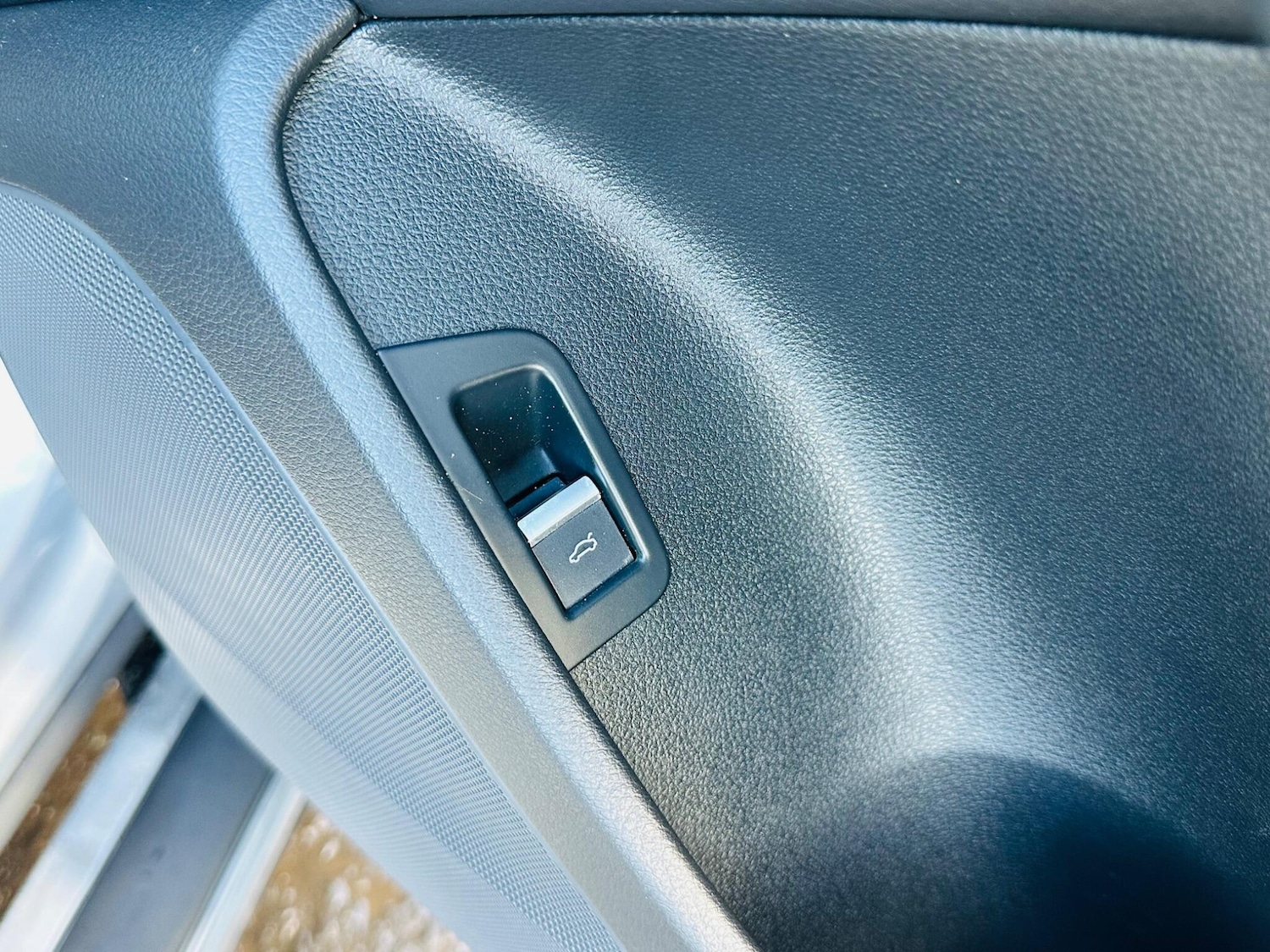 Used Audi Q7 2016 for sale - 76472238: Photo 25