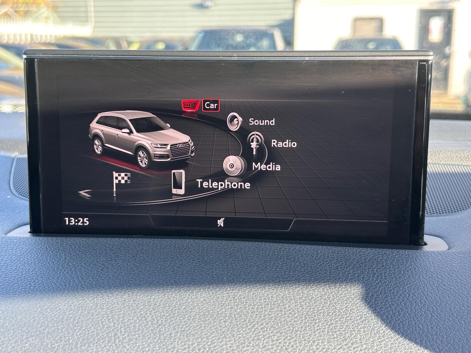 Used Audi Q7 2016 for sale - 76472238: Photo 38