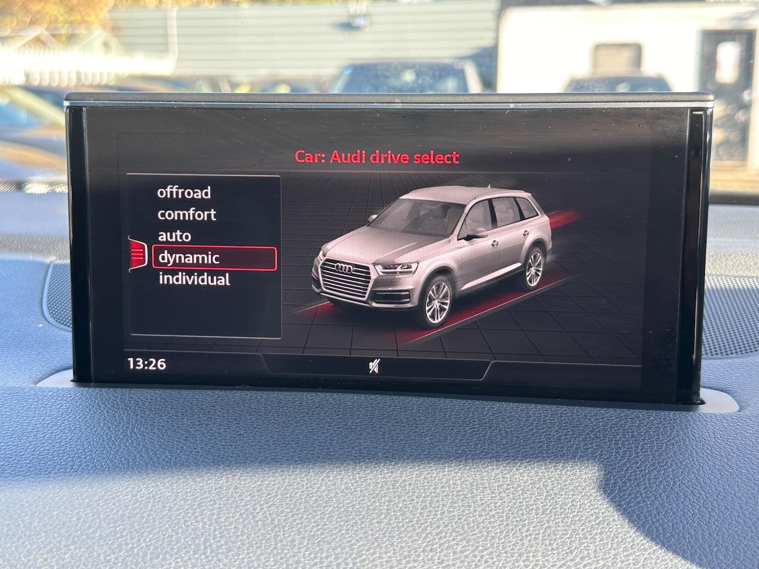 Used Audi Q7 2016 for sale - 76472238: Photo 40