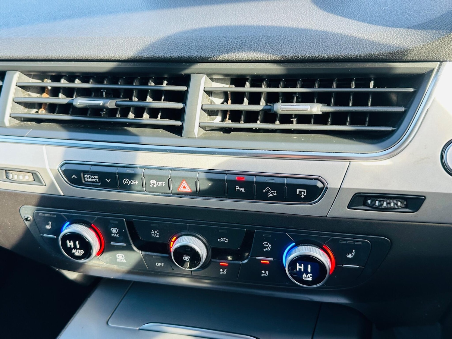 Used Audi Q7 2016 for sale - 76472238: Photo 58