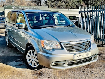 Used Chrysler Grand Voyager 2013 for sale - 79124520: Photo