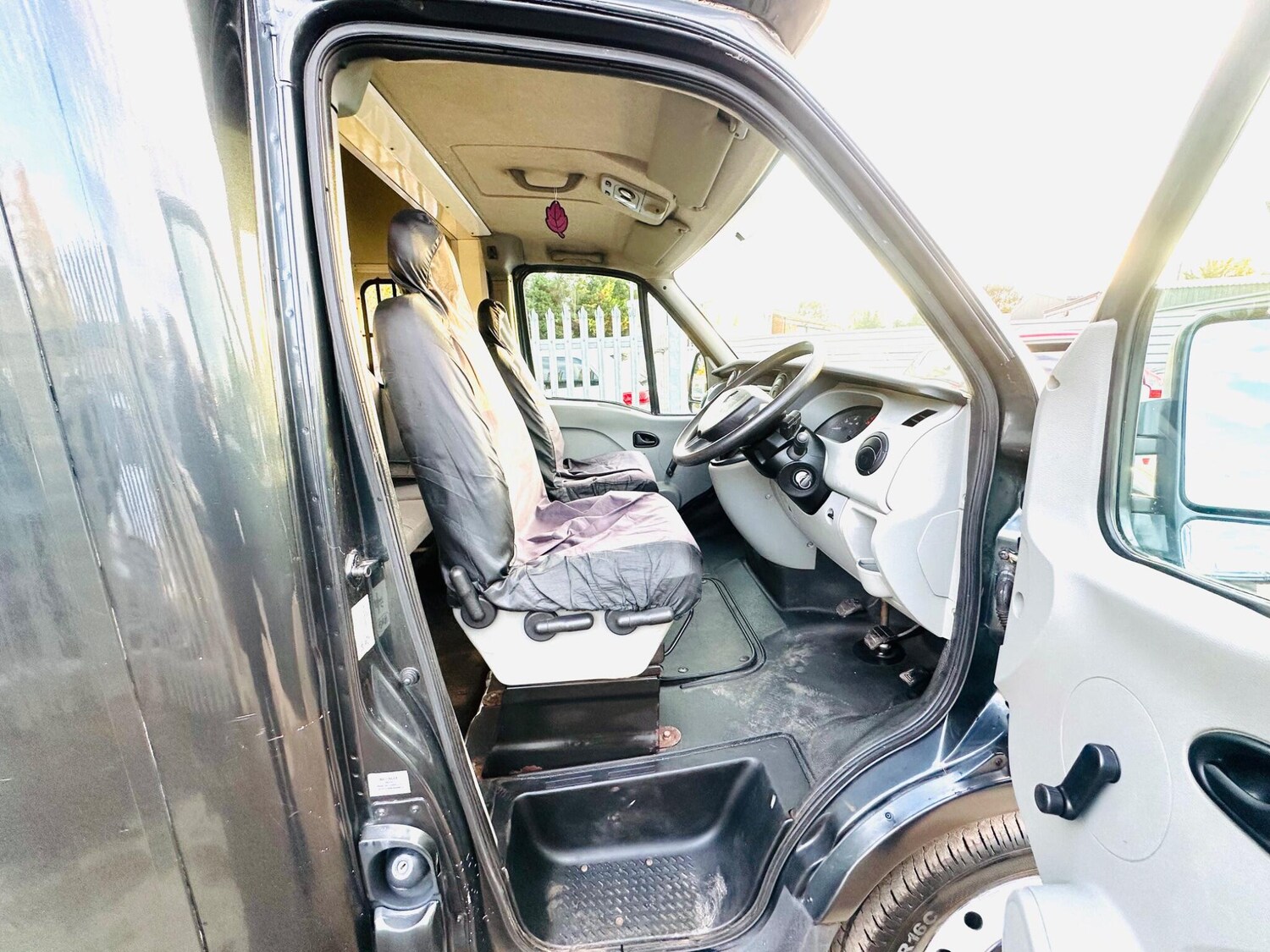 Used Renault Master 2006 for sale - 76472704: Photo 2