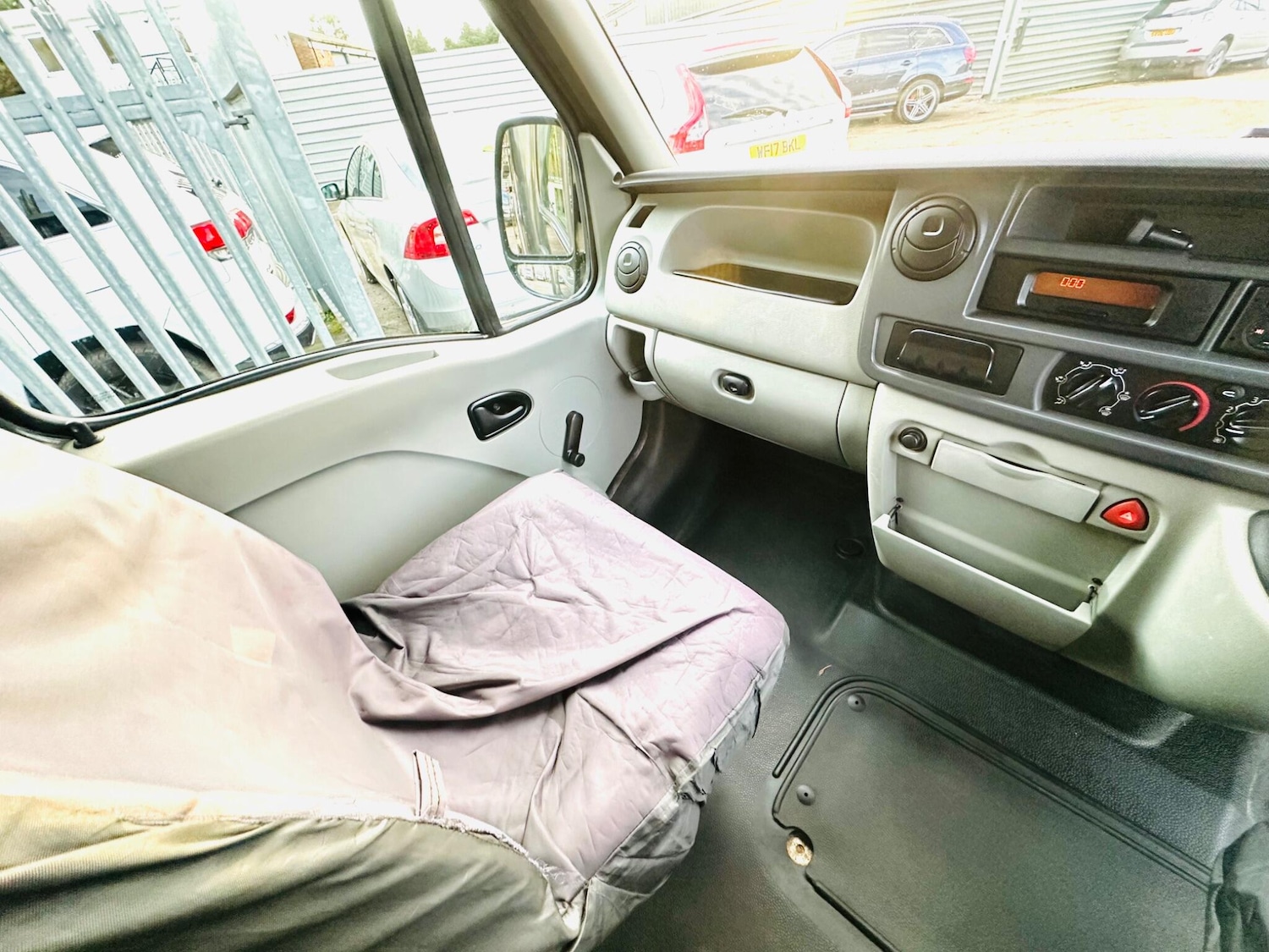 Used Renault Master 2006 for sale - 76472704: Photo 26