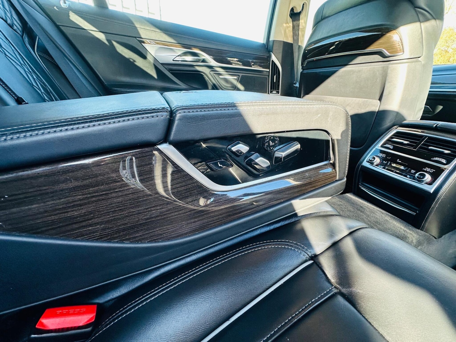 Used BMW 7 Series 2017 for sale - 77291979: Photo 79