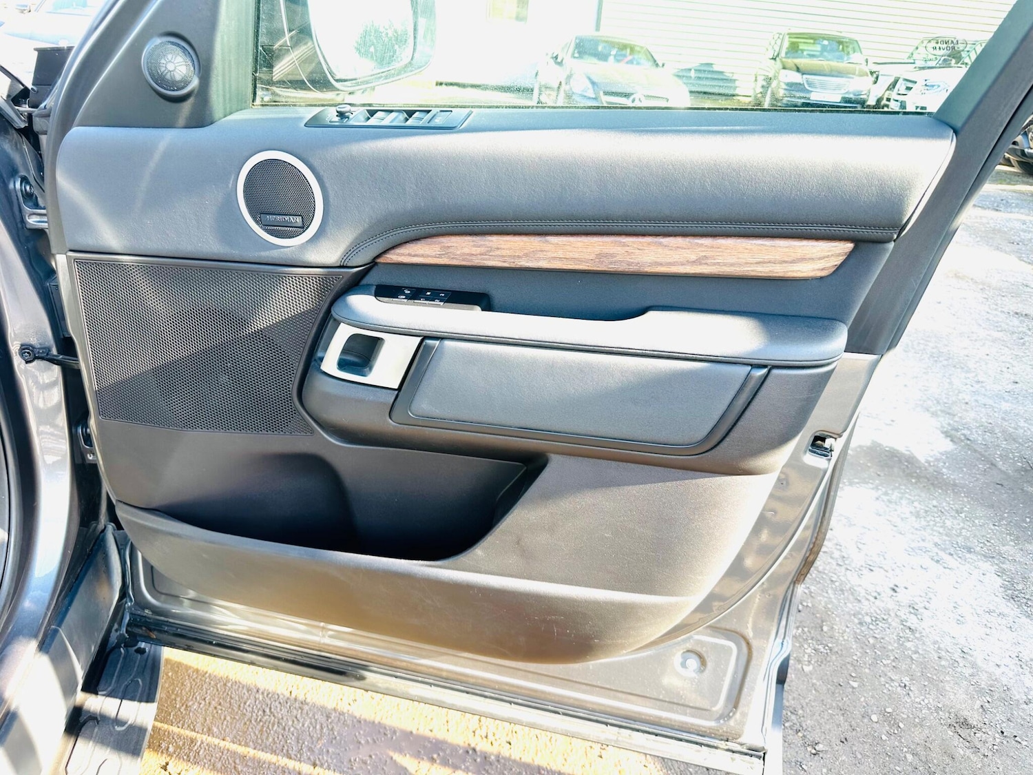 Used Land Rover Discovery 2016 for sale - 78007756: Photo 23