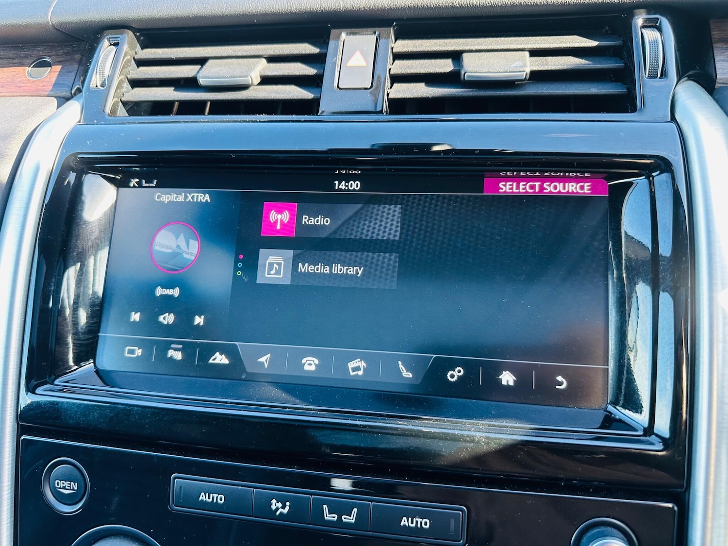 Used Land Rover Discovery 2016 for sale - 78007756: Photo 39