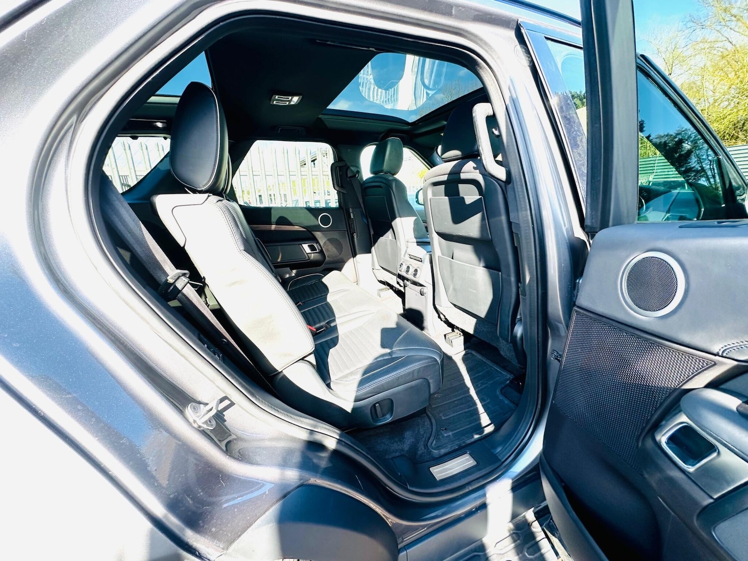 Used Land Rover Discovery 2016 for sale - 78007756: Photo 4