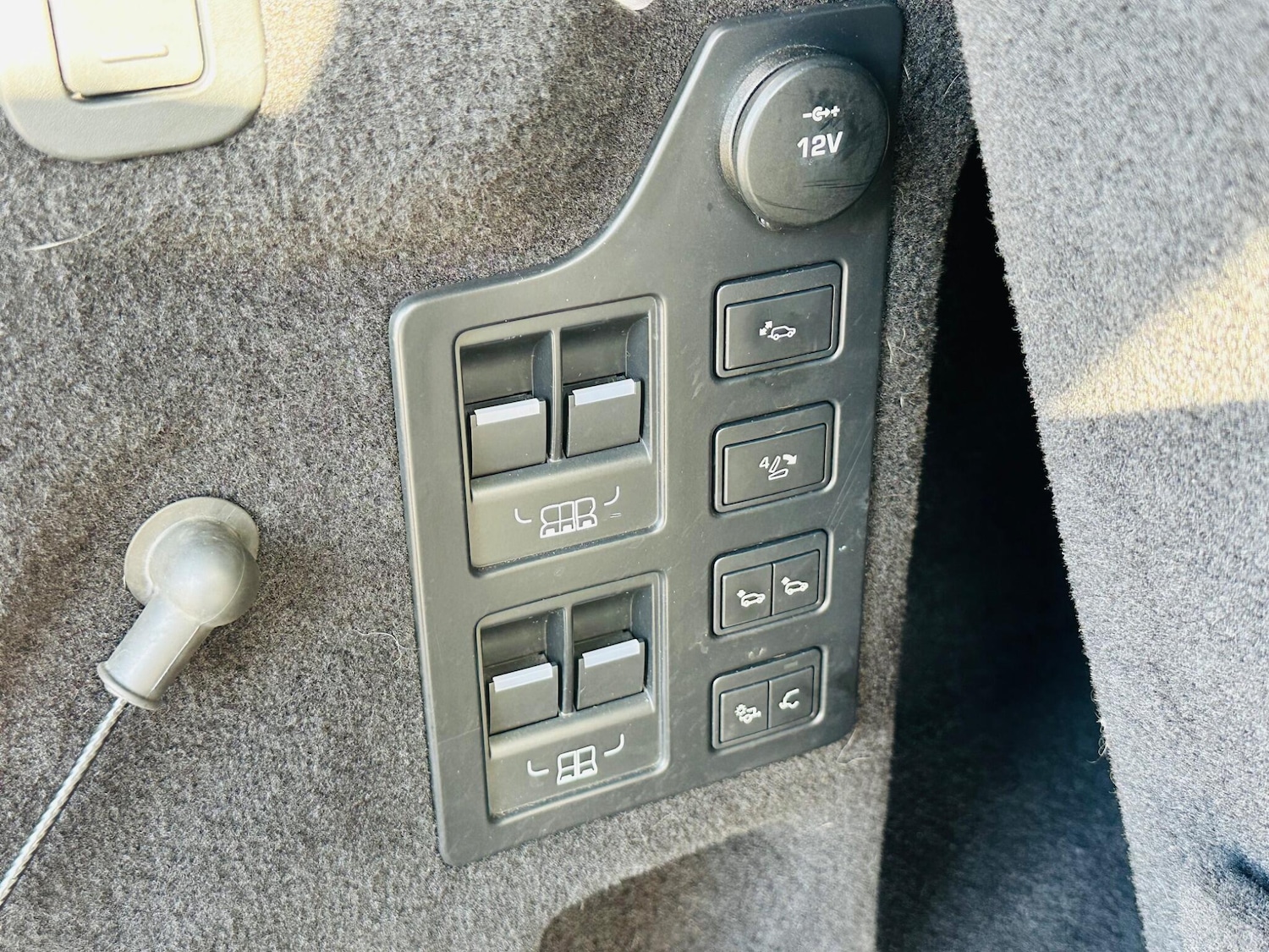 Used Land Rover Discovery 2016 for sale - 78007756: Photo 77