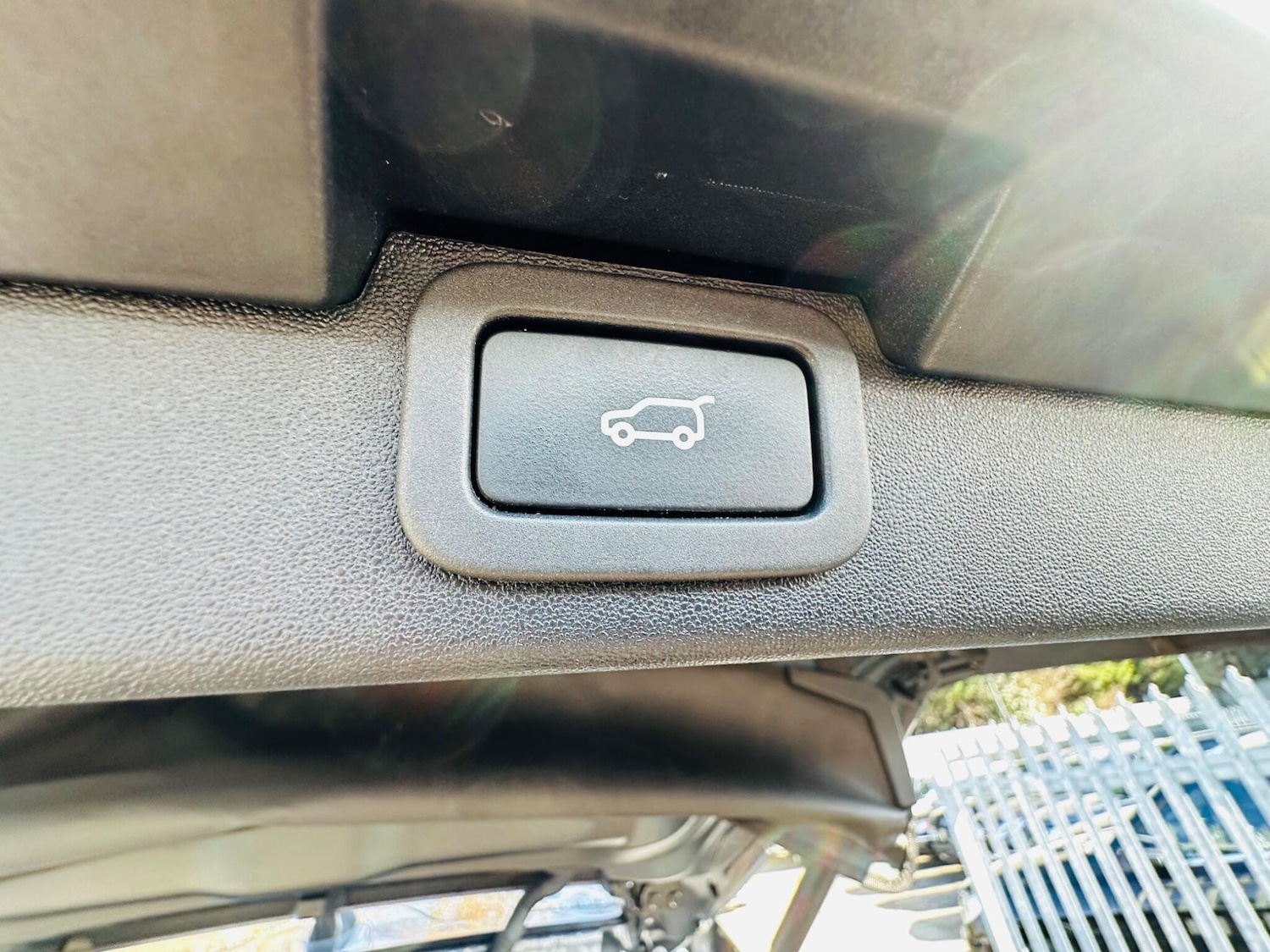 Used Land Rover Discovery 2016 for sale - 78007756: Photo 78