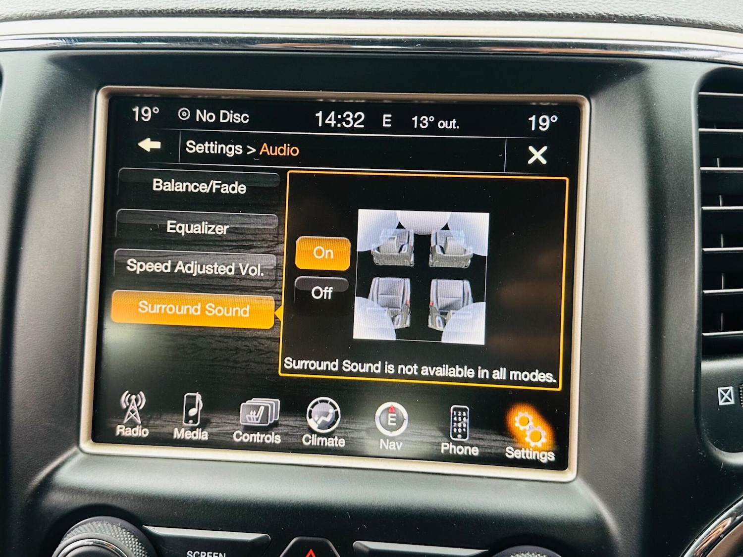 Used Jeep Grand Cherokee 2014 for sale - 75940641: Photo 48