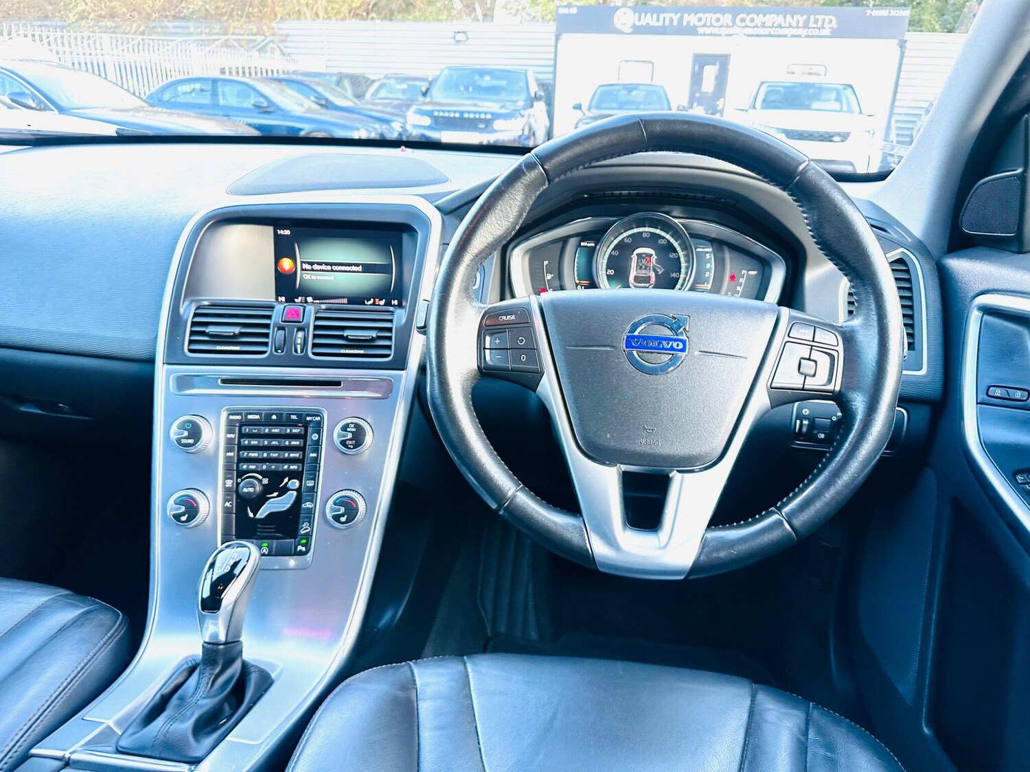 Used Volvo XC60 2017 for sale - 76247337: Photo 24