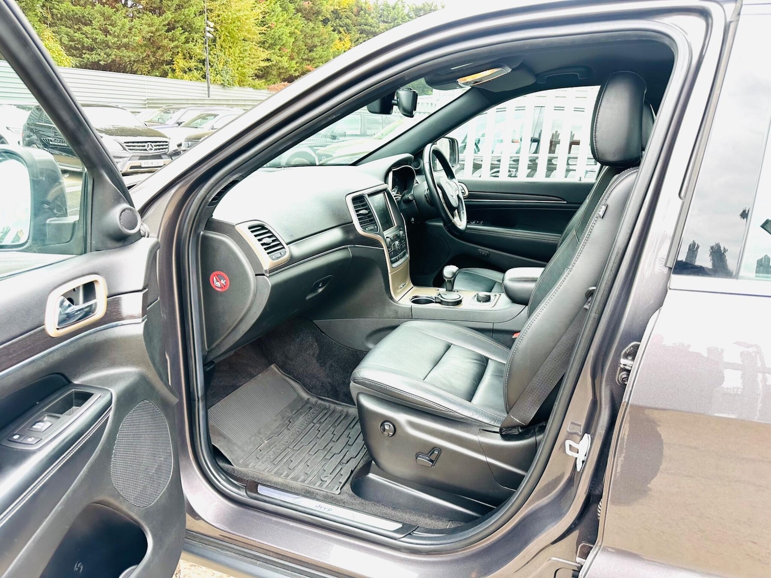 Used Jeep Grand Cherokee for sale - 76993624: Photo 63