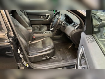 Used Land Rover Discovery Sport 2018 for sale - 79034280: Photo