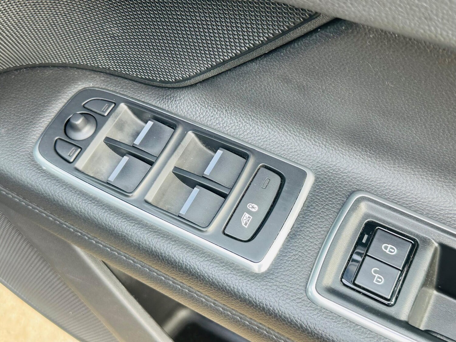 Used Jaguar XF 2019 for sale - 75949171: Photo 22