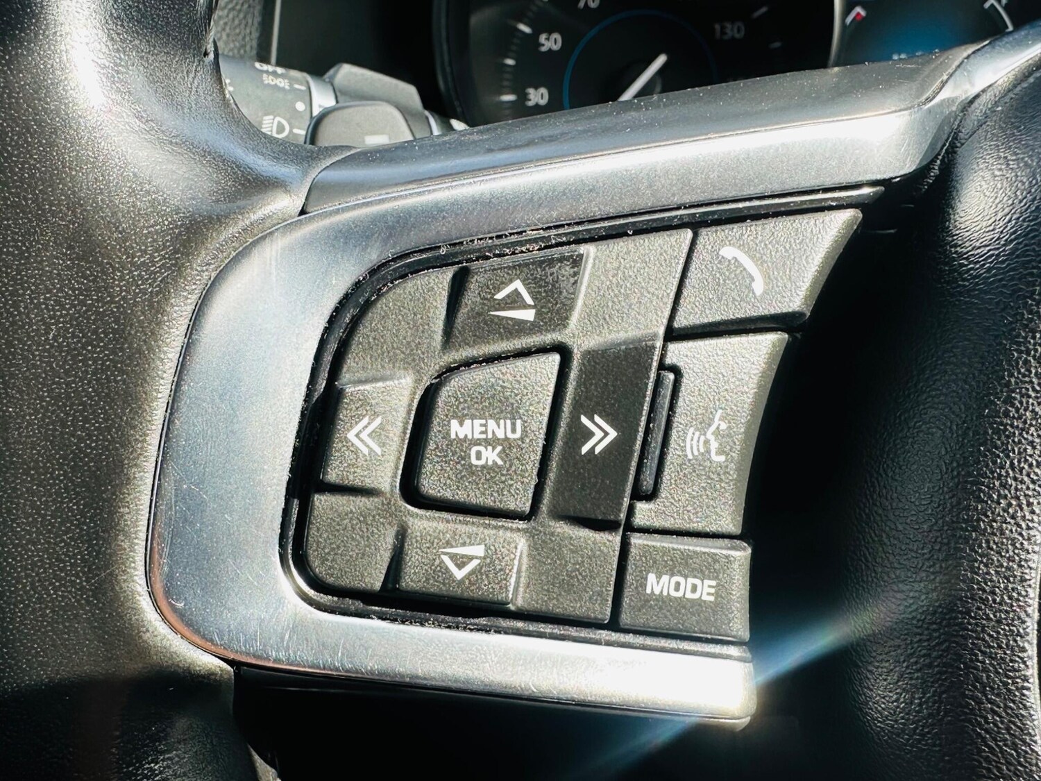 Used Jaguar XF 2019 for sale - 75949171: Photo 31