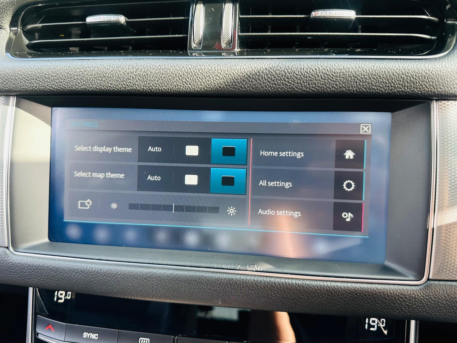 Used Jaguar XF 2019 for sale - 75949171: Photo 45