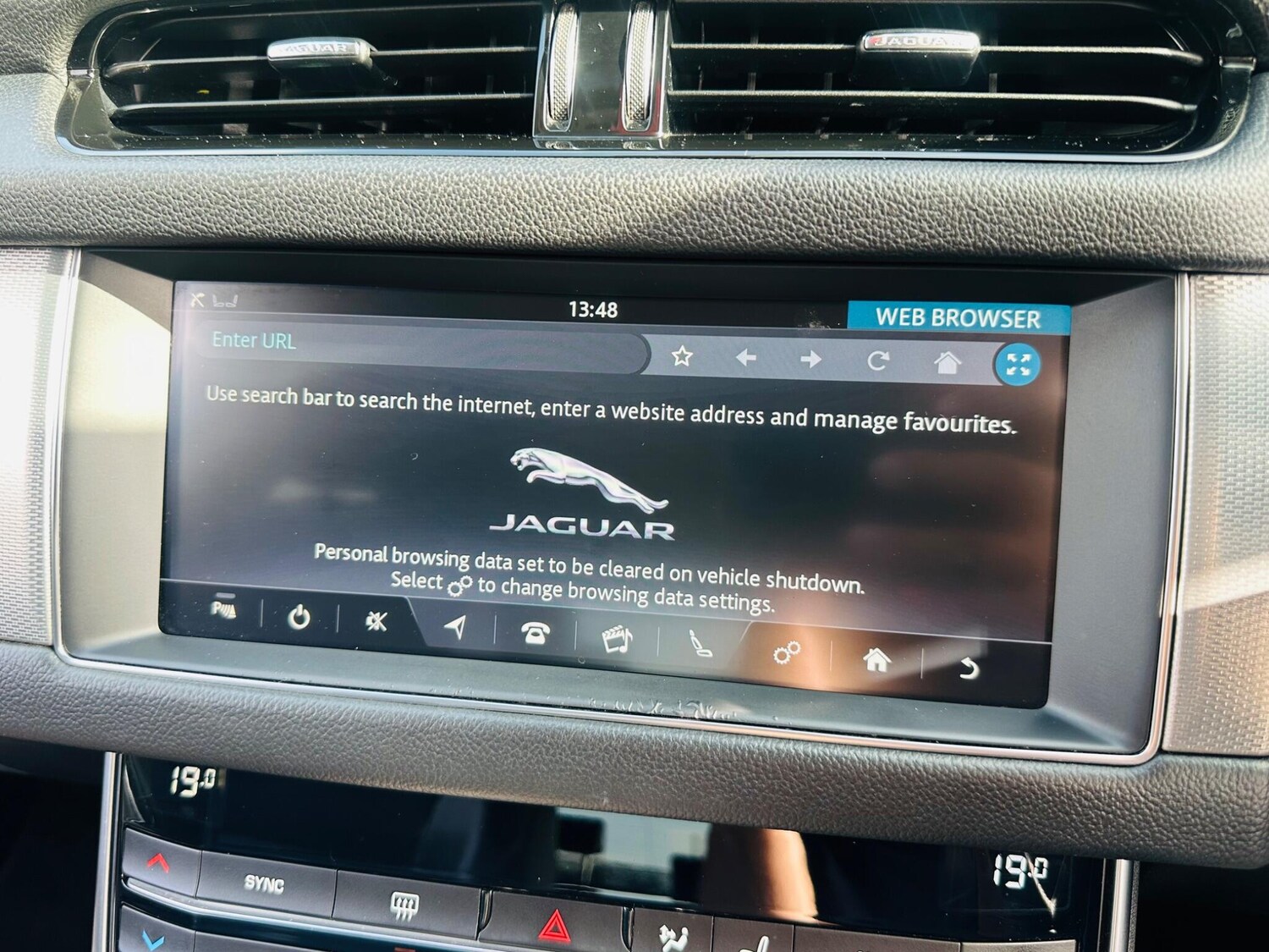 Used Jaguar XF 2019 for sale - 75949171: Photo 46