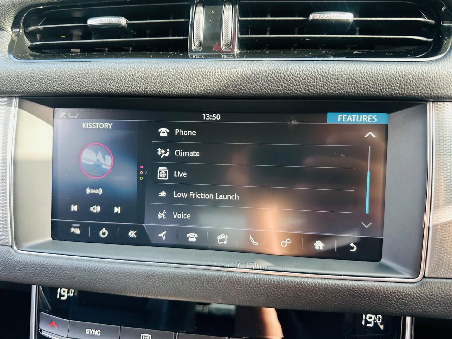 Used Jaguar XF 2019 for sale - 75949171: Photo 53