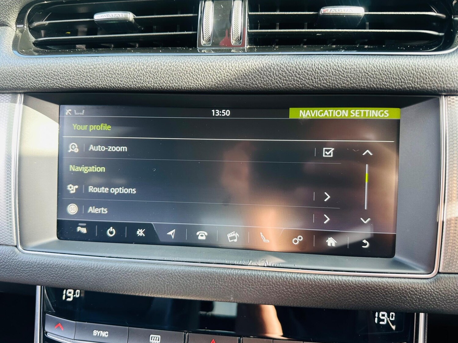 Used Jaguar XF 2019 for sale - 75949171: Photo 57