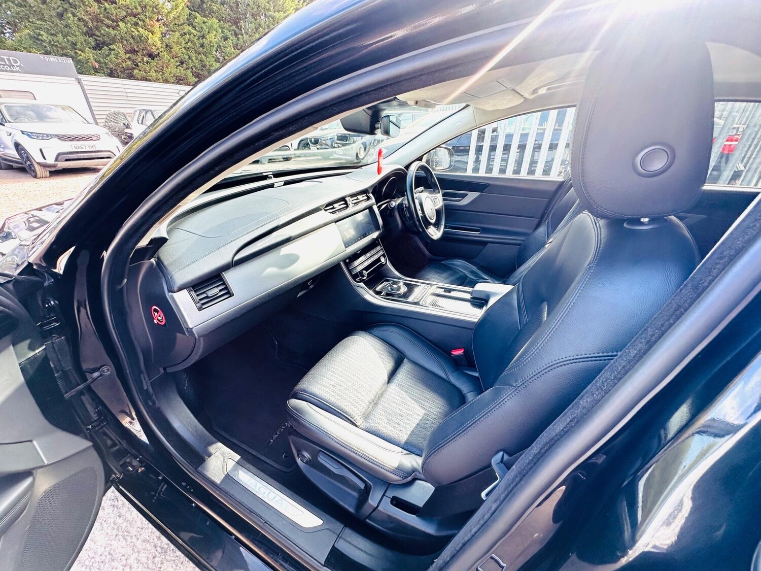 Used Jaguar XF 2019 for sale - 75949171: Photo 69