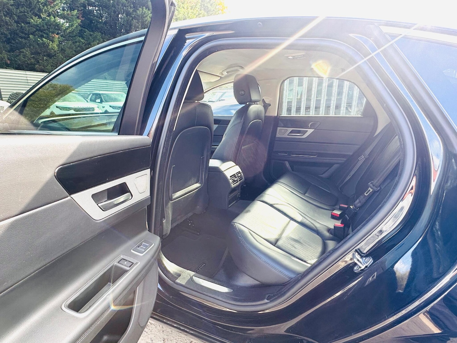 Used Jaguar XF 2019 for sale - 75949171: Photo 71