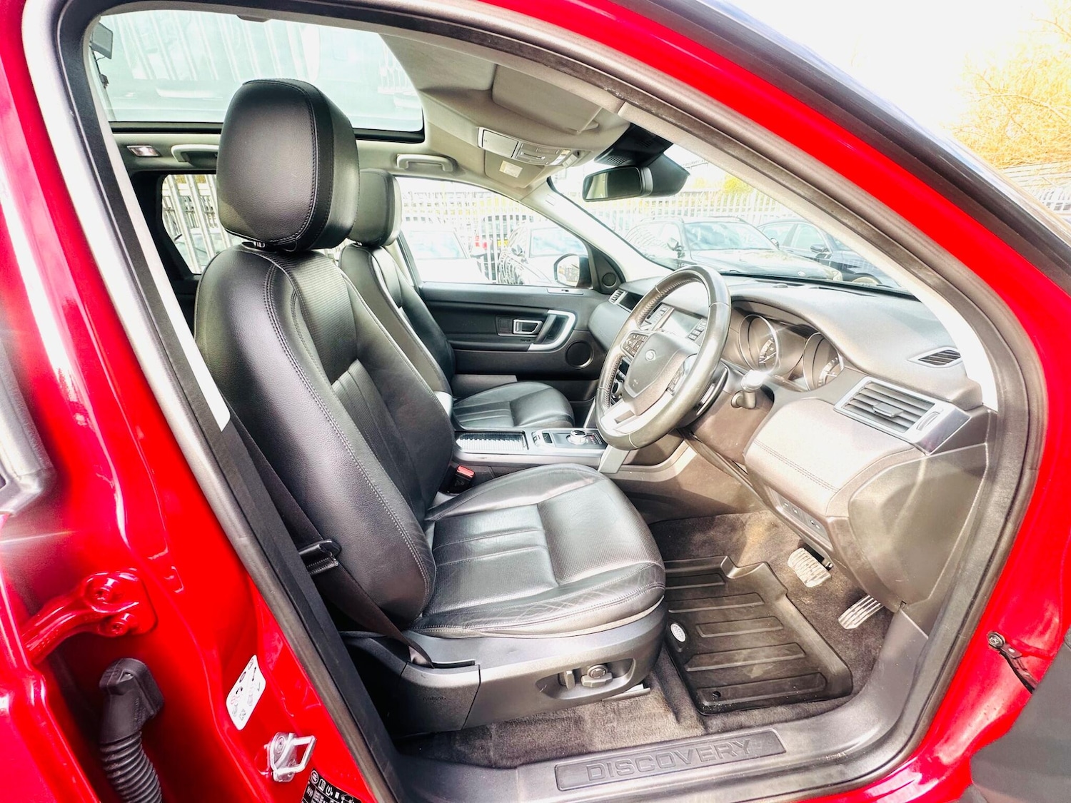 Used Land Rover Discovery Sport 2016 for sale - 76849920: Photo 16