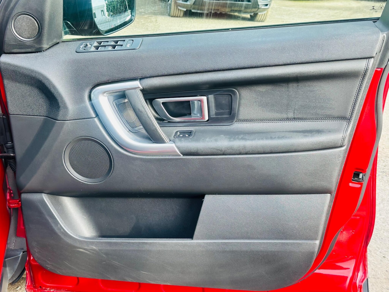 Used Land Rover Discovery Sport 2016 for sale - 76849920: Photo 20