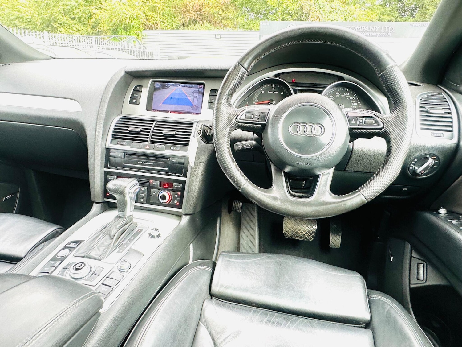Vehicle 28