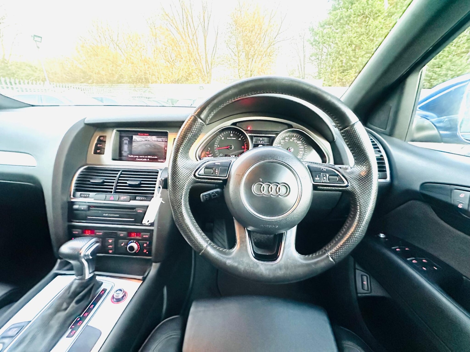 Used Audi Q7 2014 for sale - 75175377: Photo 28