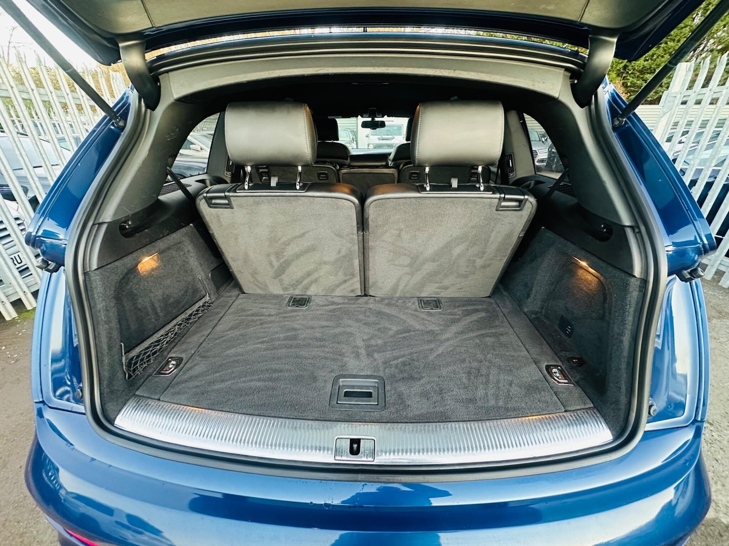 Used Audi Q7 2014 for sale - 75175377: Photo 86