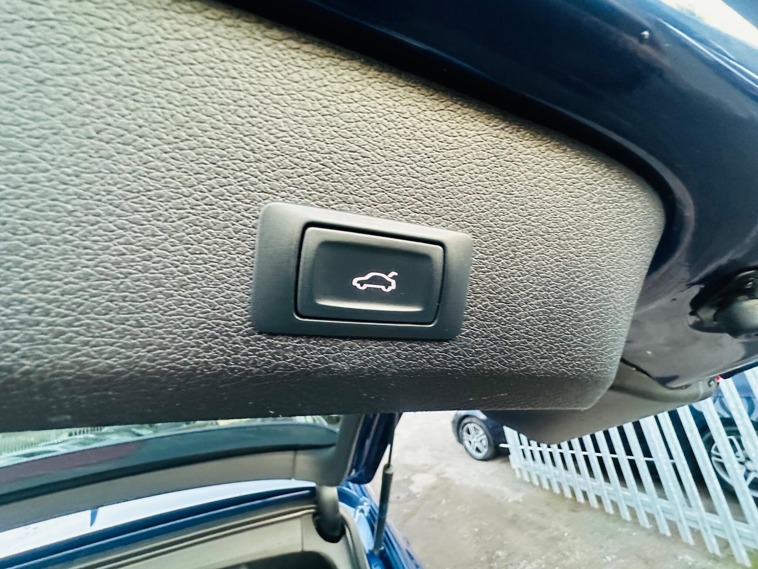 Used Audi Q7 2014 for sale - 75175377: Photo 87