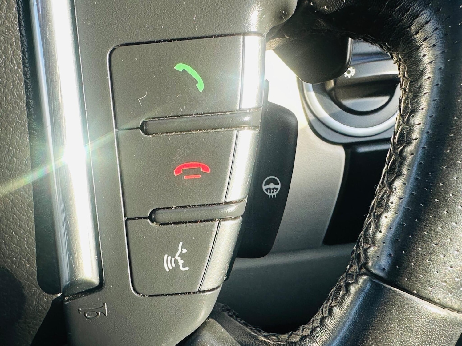 Used Land Rover Range Rover Sport 2010 for sale - 76325907: Photo 32