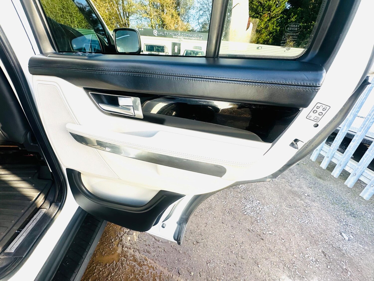 Used Land Rover Range Rover Sport 2010 for sale - 76325907: Photo 66