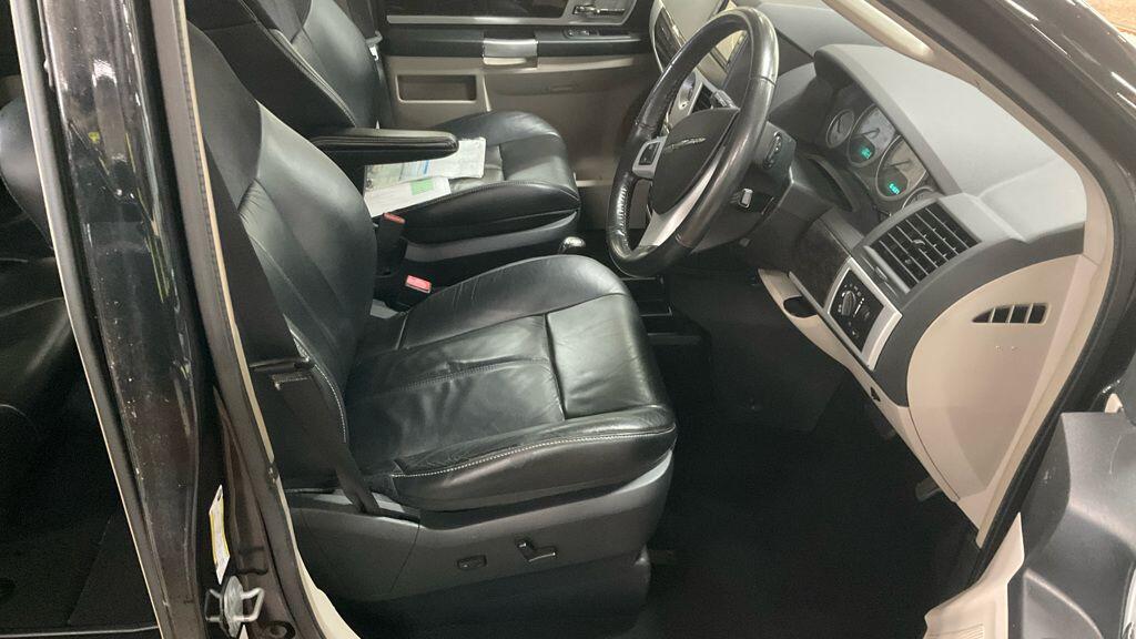 Used Chrysler Grand Voyager 2014 for sale - 76513053: Photo 3