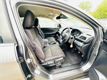Used Honda CR-V 2018 for sale - 77977692: Photo