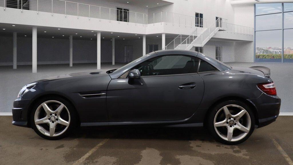 Used Mercedes-Benz SLK 2012 for sale - 77291807: Photo 8