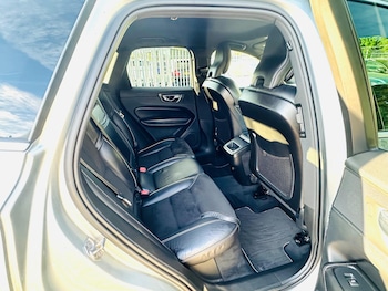 Used Volvo XC60 2018 for sale - 79496614: Photo