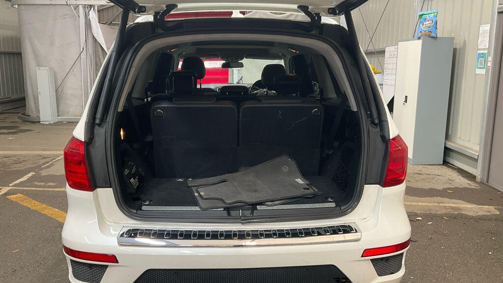 Used Mercedes-Benz GL Class 2014 for sale - 76584498: Photo 10