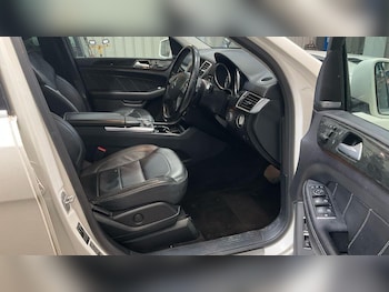 Used Mercedes-Benz GL Class 2014 for sale - 76584498: Photo