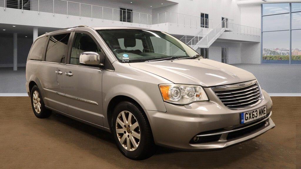 Used Chrysler Grand Voyager 2013 for sale - 76513500: Photo 1