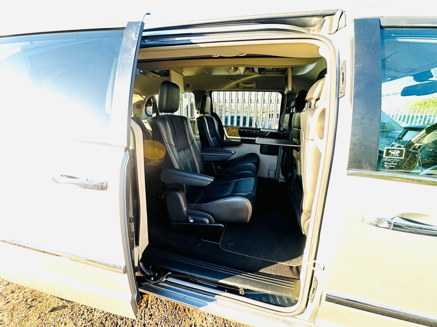 Used Chrysler Grand Voyager 2013 for sale - 76513500: Photo 49