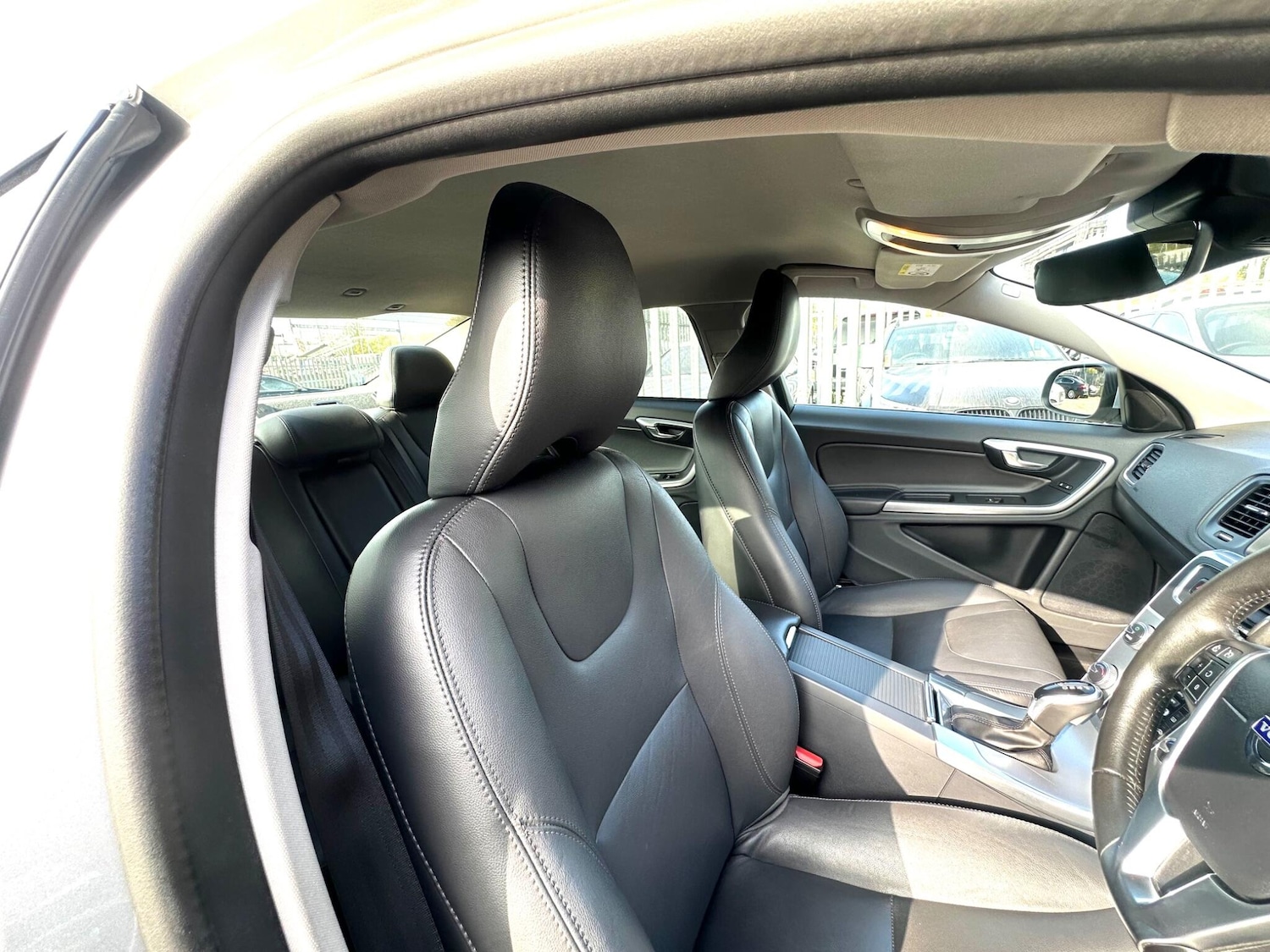 Used Volvo S60 2018 for sale - 77017189: Photo 17